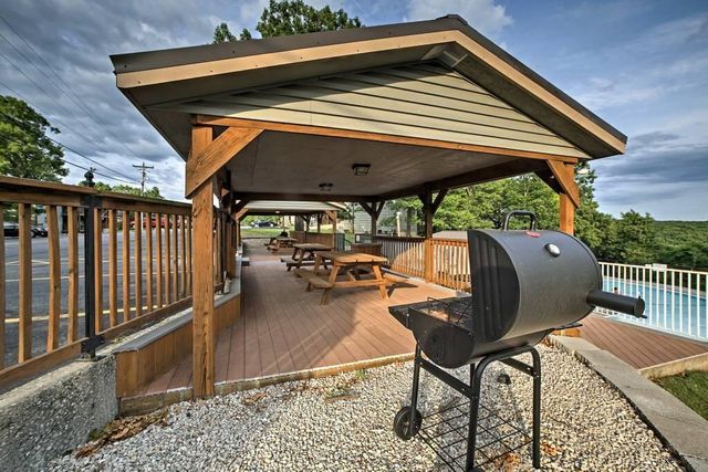 321 Notch Lane 6, Branson West, MO 65737