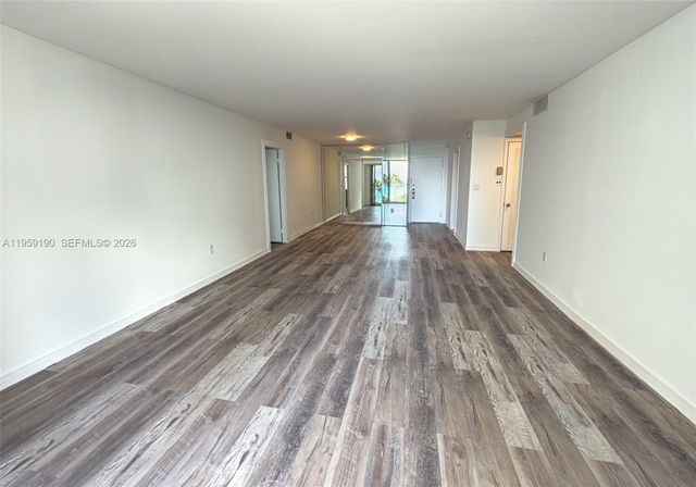 5750 Collins Ave 6J, Miami Beach, FL 33140