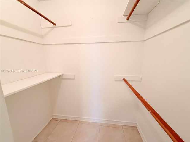 5750 Collins Ave 6J, Miami Beach, FL 33140