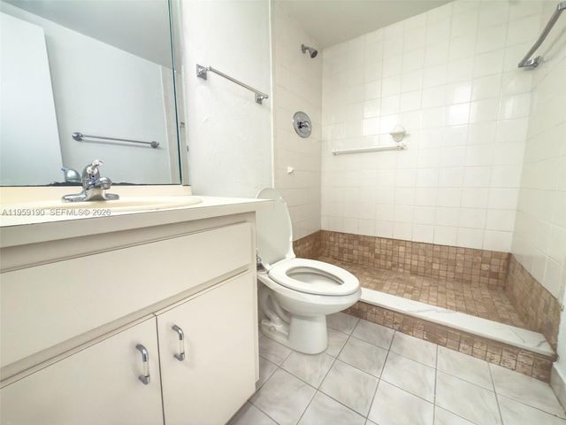 5750 Collins Ave 6J, Miami Beach, FL 33140