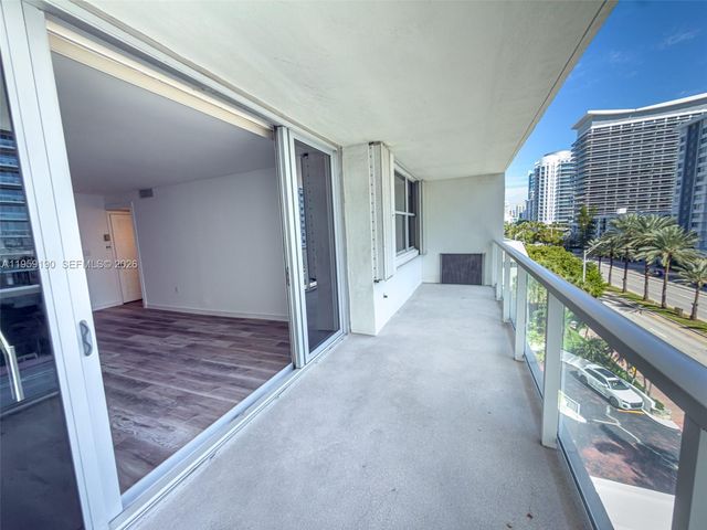 5750 Collins Ave 6J, Miami Beach, FL 33140