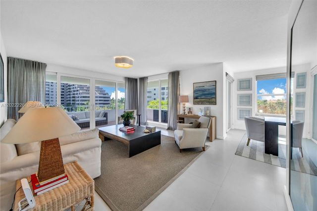 199 Ocean Lane Dr 515, Key Biscayne, FL 33149