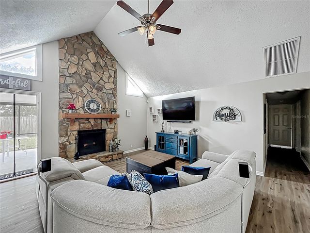 340 VAIL DRIVE, Winter Haven, FL 33884