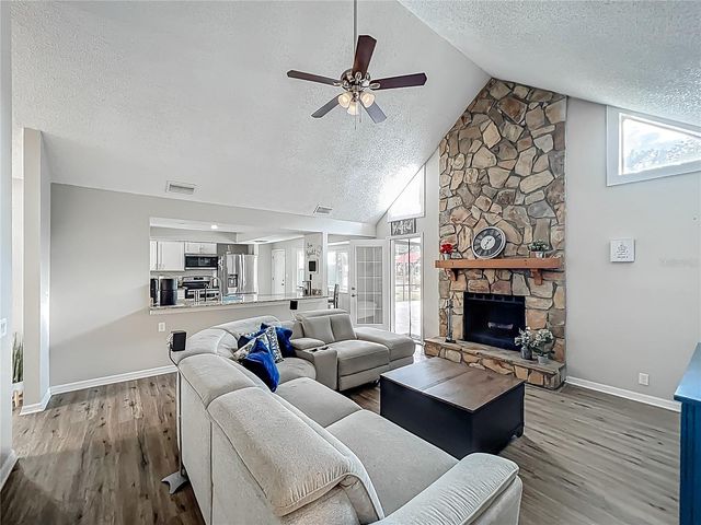 340 VAIL DRIVE, Winter Haven, FL 33884