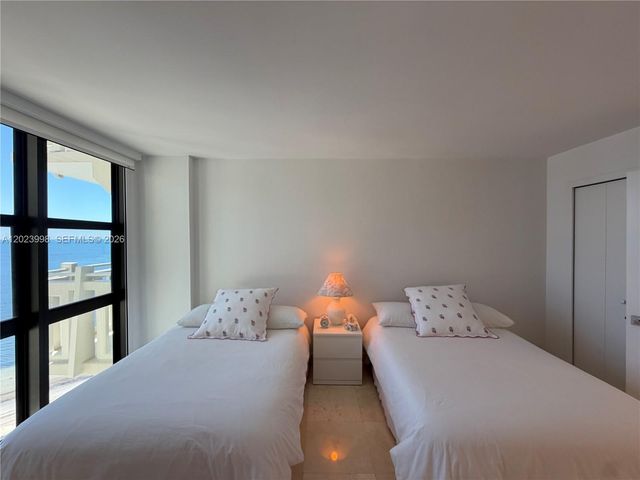 1111 Crandon Blvd B1105, Key Biscayne, FL 33149