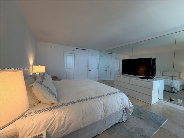 1111 Crandon Blvd B1105, Key Biscayne, FL 33149