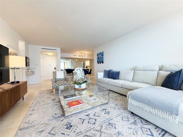 1111 Crandon Blvd B1105, Key Biscayne, FL 33149