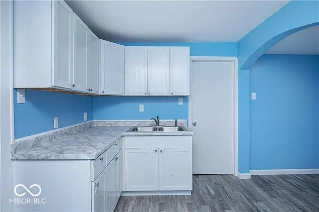 737 N Sherman Drive, Indianapolis, IN 46201