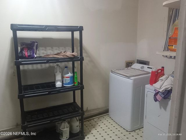 7834 WOODLEIGH Drive S, Jacksonville, FL 32211