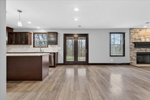 1163 Belvoir Ln, Clarksville, TN 37040