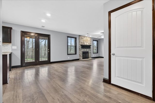 1163 Belvoir Ln, Clarksville, TN 37040