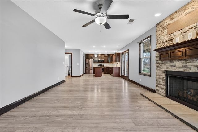 1163 Belvoir Ln, Clarksville, TN 37040