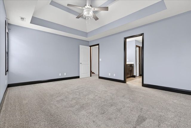 1163 Belvoir Ln, Clarksville, TN 37040