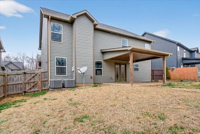 1163 Belvoir Ln, Clarksville, TN 37040
