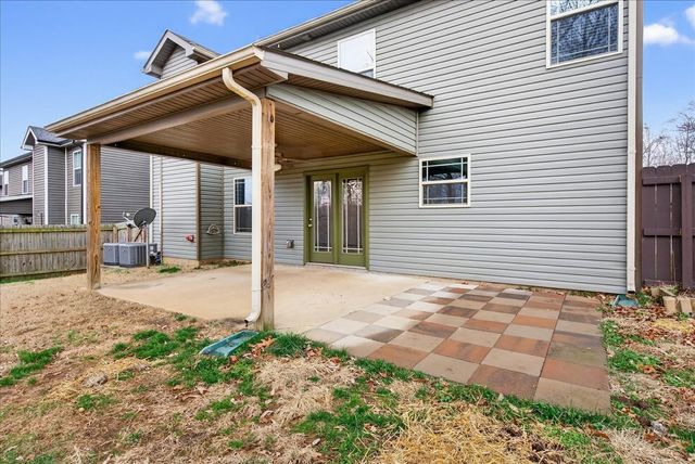 1163 Belvoir Ln, Clarksville, TN 37040