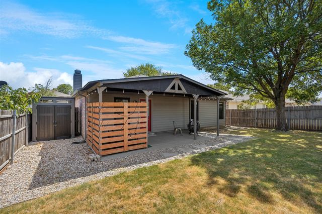 2333 Bradford Pear Drive, Little Elm, TX 75068