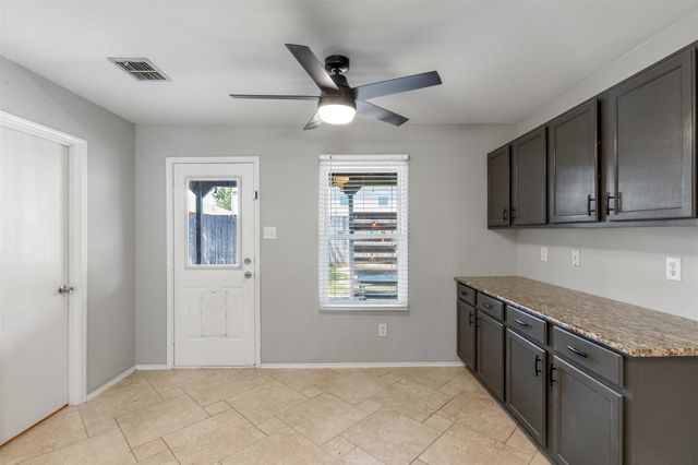 2333 Bradford Pear Drive, Little Elm, TX 75068