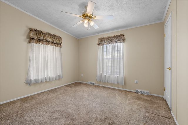 71 blackbird Street, Tiverton, RI 02878