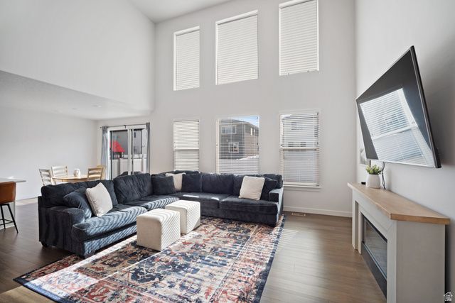 1991 S MOUNTAIN VIEW BLVD, Woods Cross, UT 84087