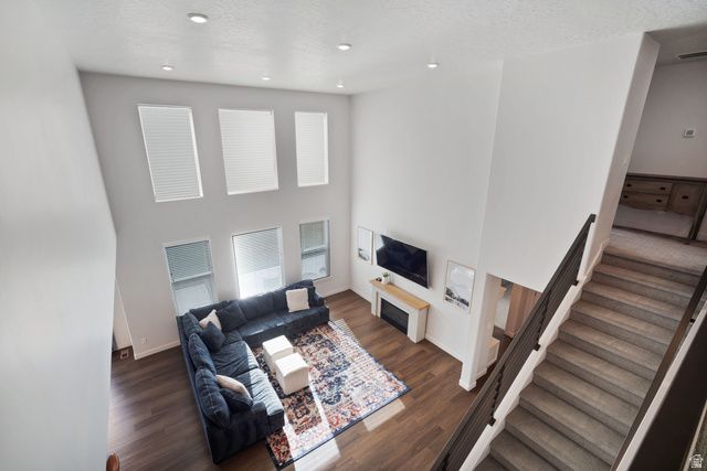 1991 S MOUNTAIN VIEW BLVD, Woods Cross, UT 84087