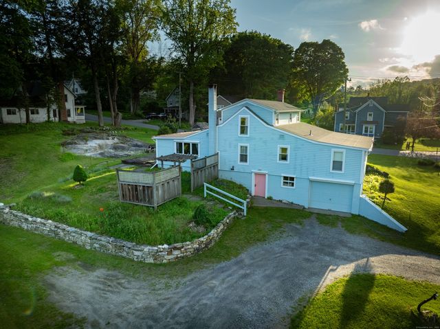 2 Perry Street, Salisbury, CT 06039