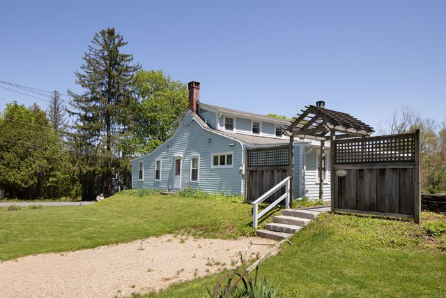 2 Perry Street, Salisbury, CT 06039