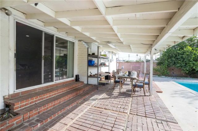 19858 Saticoy, Winnetka, CA 91306