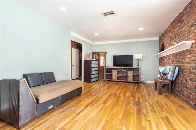 19858 Saticoy, Winnetka, CA 91306