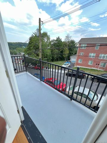 50 vineyard ave, Yonkers, NY 10701
