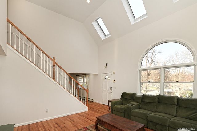 38 Soundcrest Avenue, Northport, NY 11768