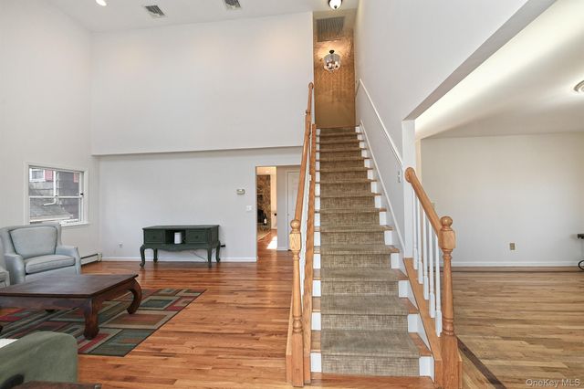 38 Soundcrest Avenue, Northport, NY 11768