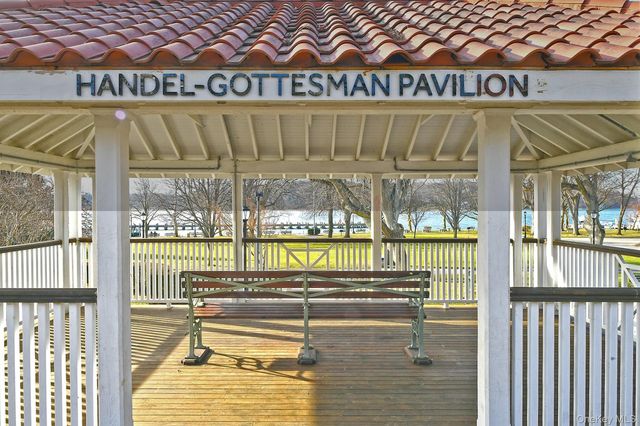 38 Soundcrest Avenue, Northport, NY 11768