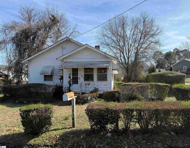 200 King Street, Greer, SC 29651