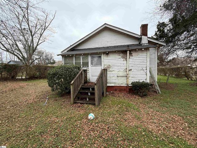 200 King Street, Greer, SC 29651