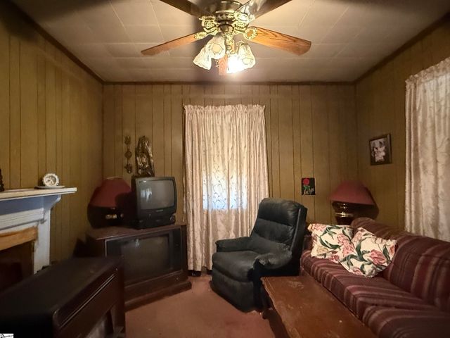 200 King Street, Greer, SC 29651