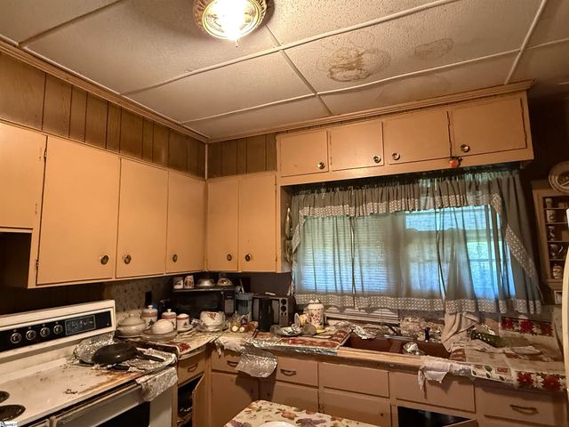 200 King Street, Greer, SC 29651