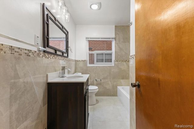 2339 E Outer Drive, Detroit, MI 48234