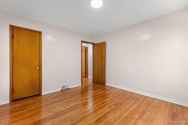 2339 E Outer Drive, Detroit, MI 48234