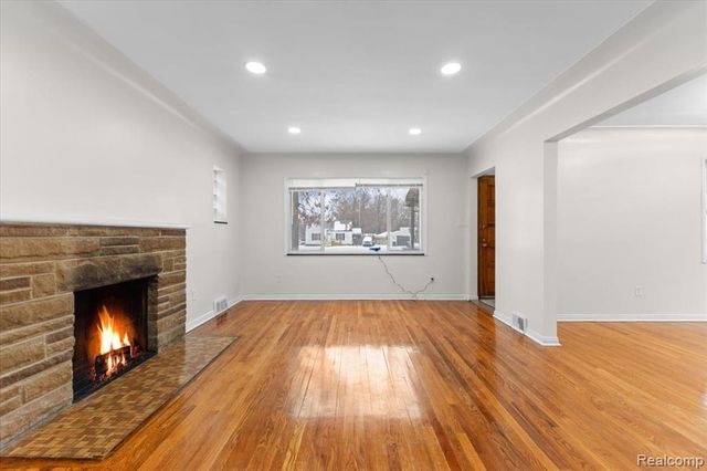 2339 E Outer Drive, Detroit, MI 48234