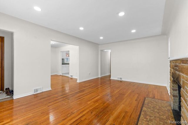 2339 E Outer Drive, Detroit, MI 48234