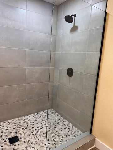 111 Pecan Street, Terrell, TX 75160