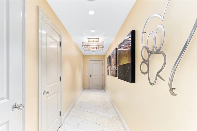 100 Belvidere St 4C, Boston, MA 02116