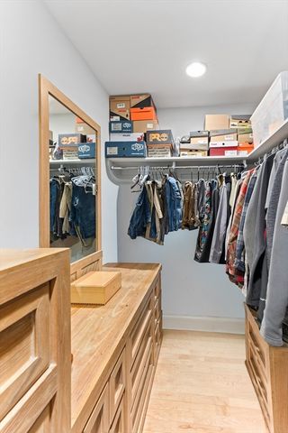 100 Belvidere St 4C, Boston, MA 02116