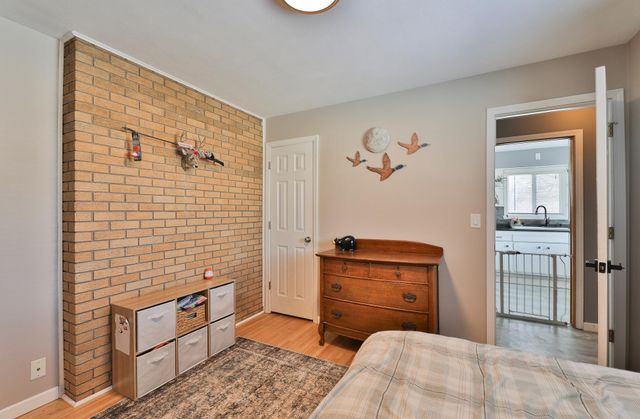 320 22nd Avenue S, Moorhead, MN 56560