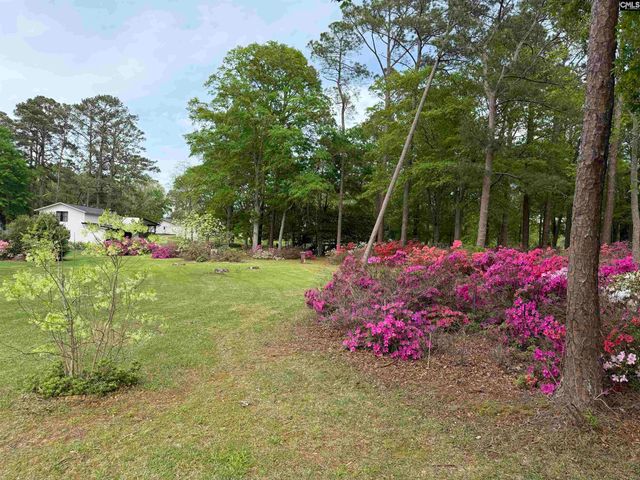 26 Hartford Heights Street, Newberry, SC 29108