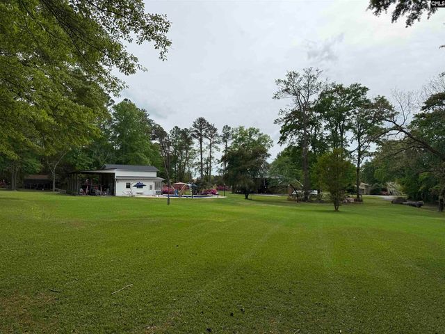 26 Hartford Heights Street, Newberry, SC 29108