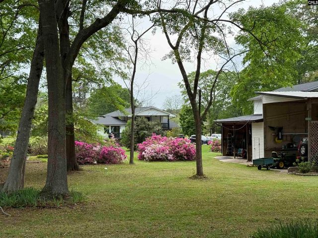 26 Hartford Heights Street, Newberry, SC 29108