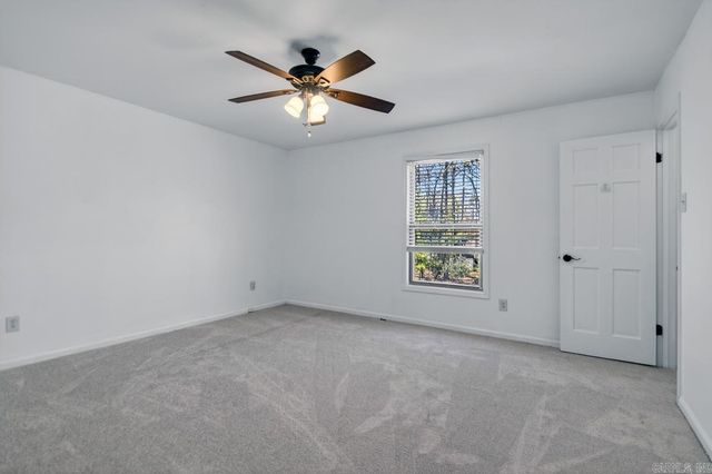 4 Barber Cv., Maumelle, AR 72113