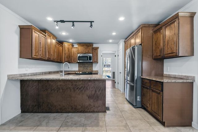 4 Barber Cv., Maumelle, AR 72113