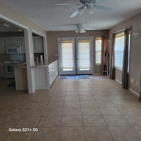 13727 Hummingbird Drive, Choctaw, OK 73020